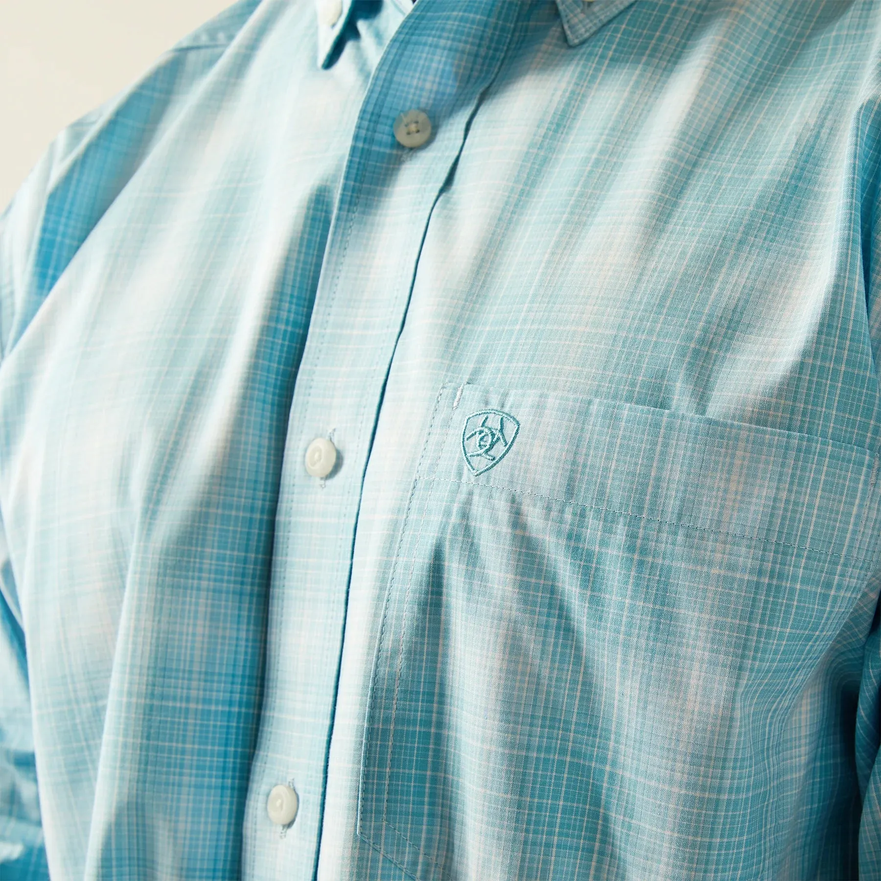 Men's Ariat  Pro Series Gregory Classic Fit Button Down Shirt 10054652